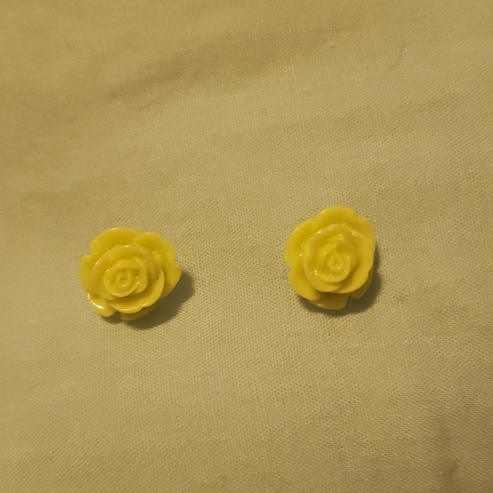 yellow/green rose earrings